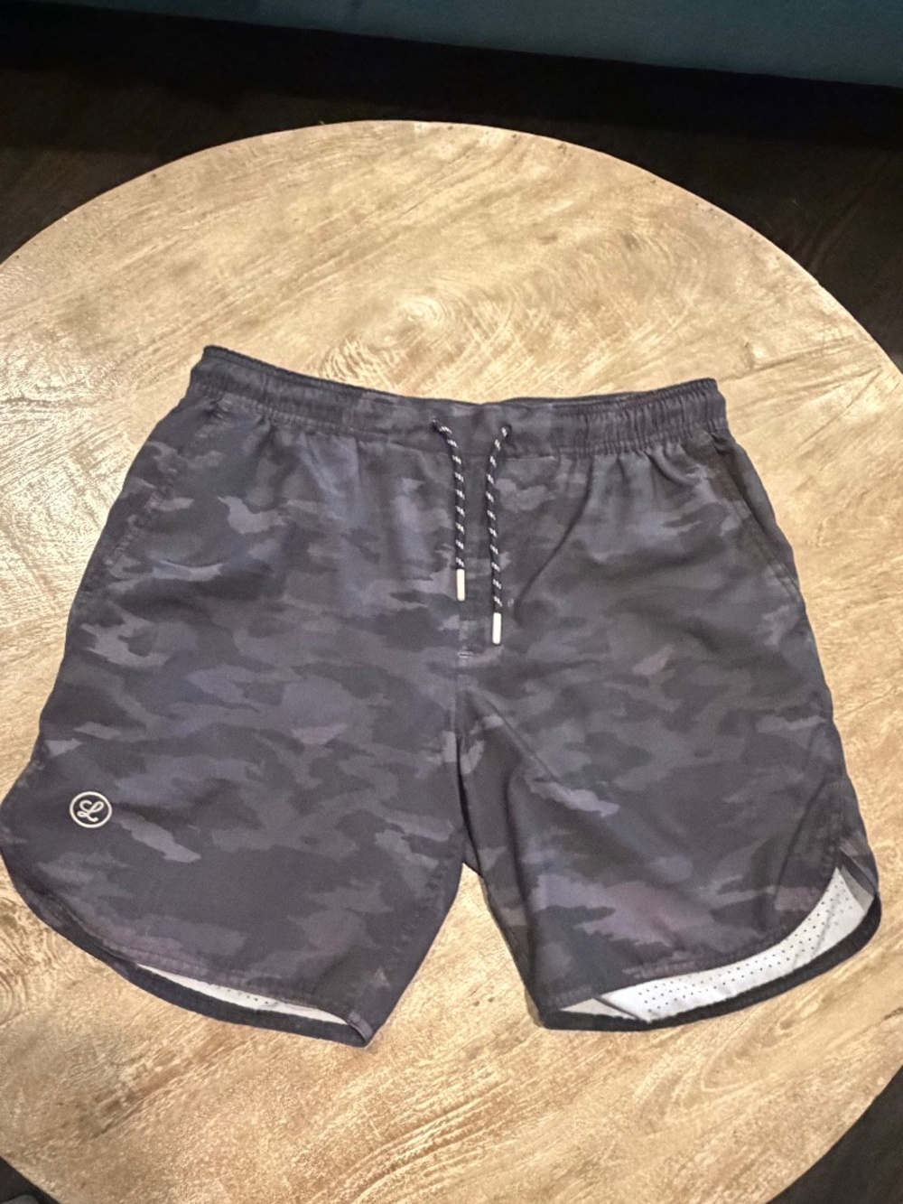 Legends Luka Shorts 7" Medium